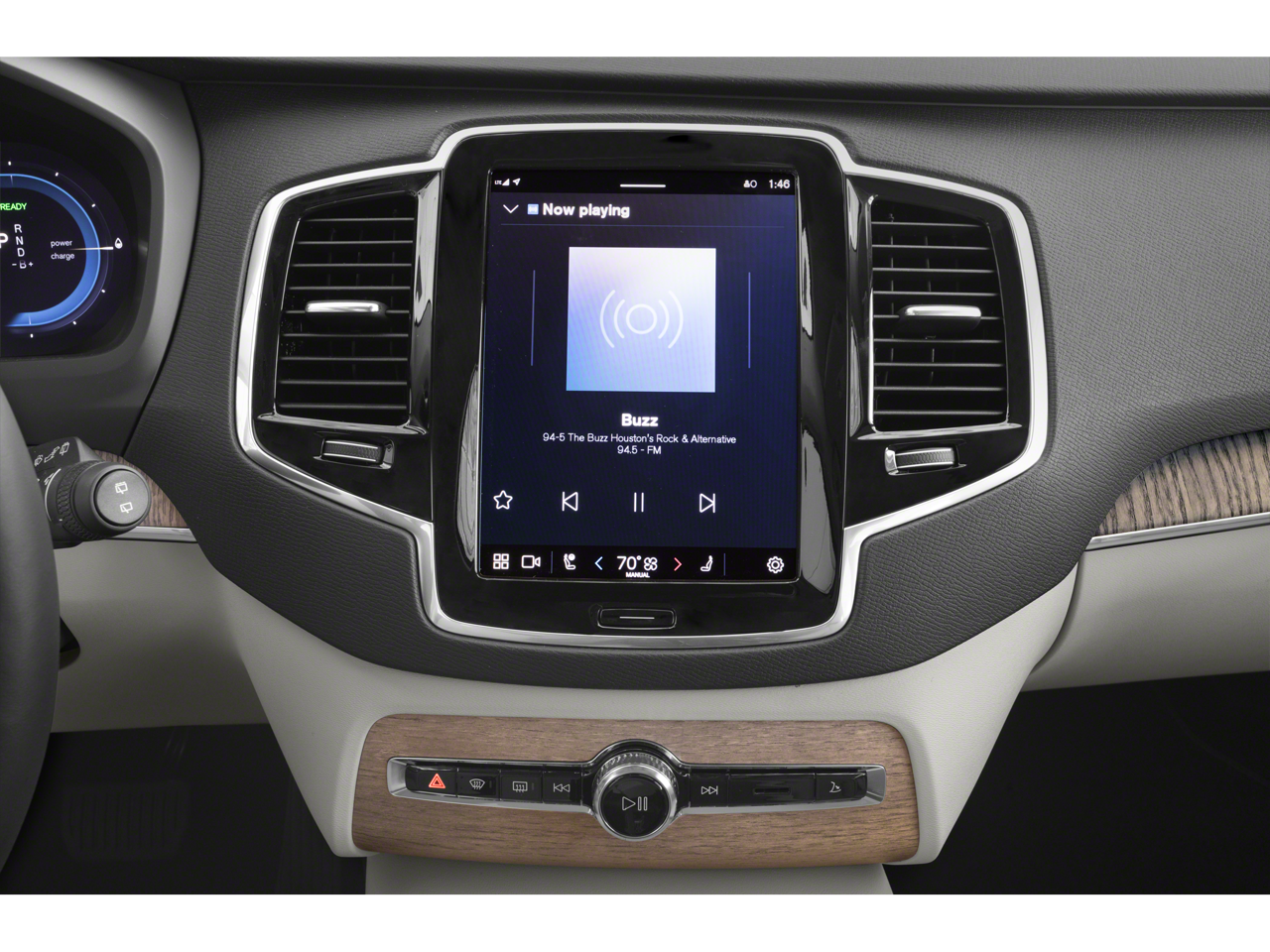 2024 Volvo XC90 Recharge Plug-In Hybrid Ultimate Lounge Package