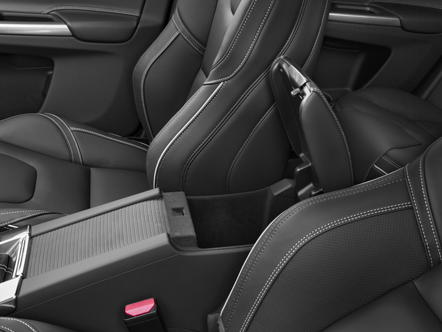 2017 Volvo XC60 T6 R-Design