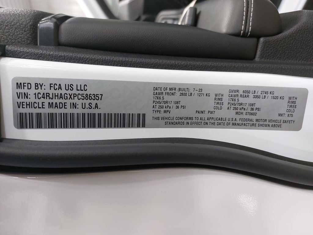 2023 Jeep Grand Cherokee Laredo