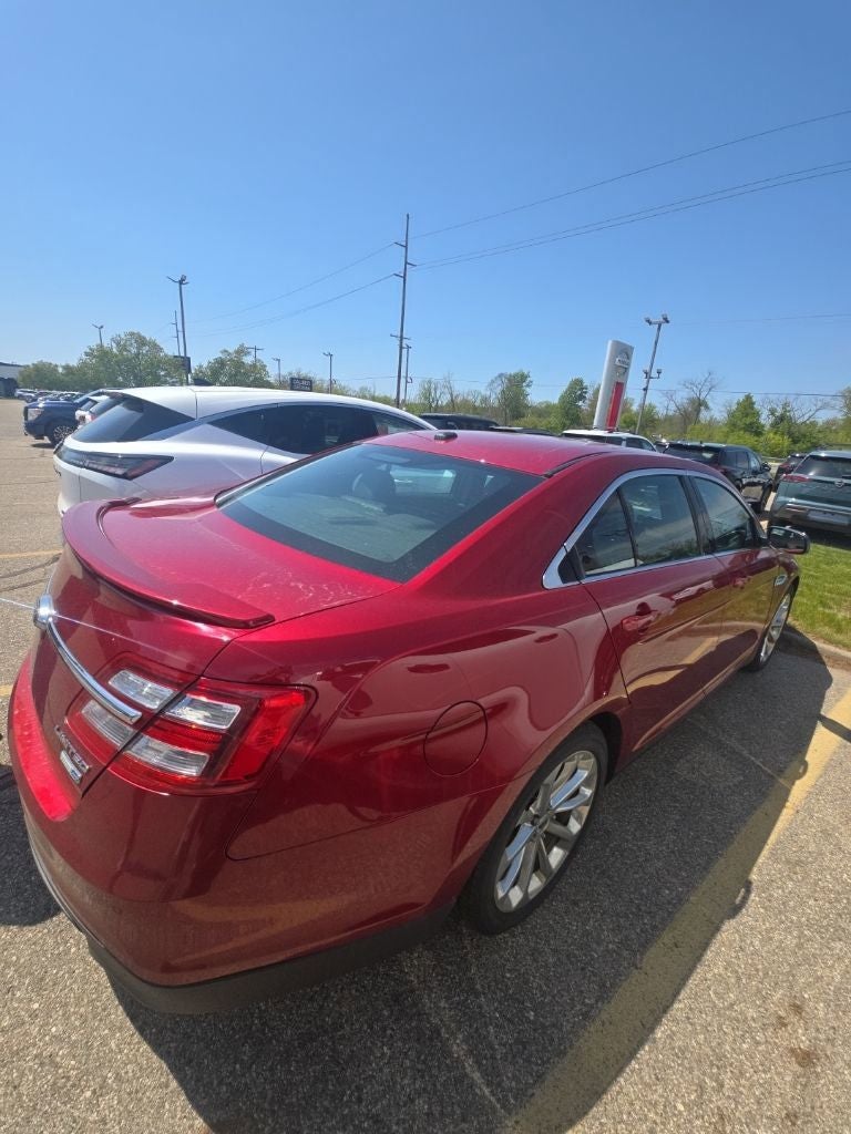 2018 Ford Taurus Limited