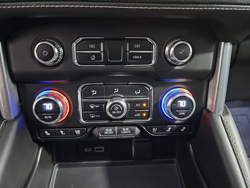 2023 GMC Yukon XL SLT