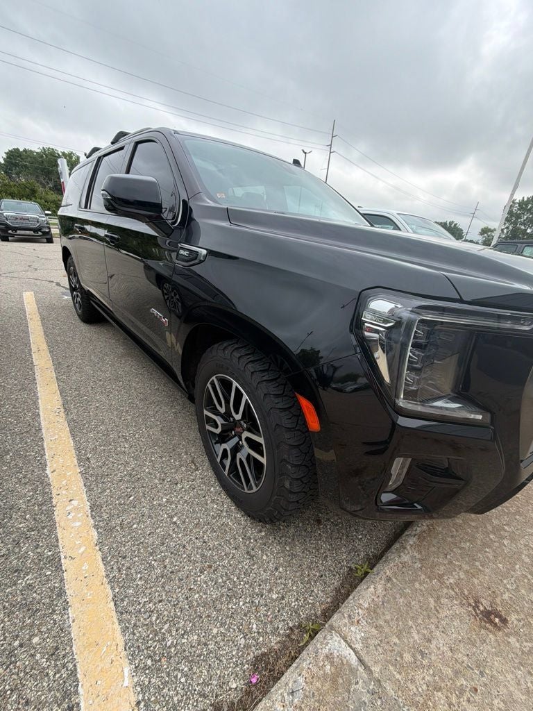 2021 GMC Yukon XL AT4
