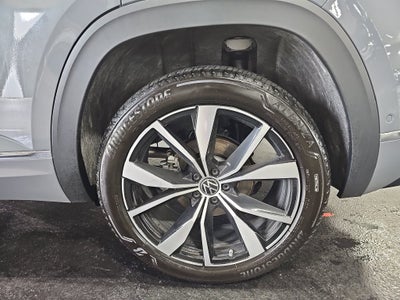 2026 Volkswagen Atlas Cross Sport SEL Premium R-Line