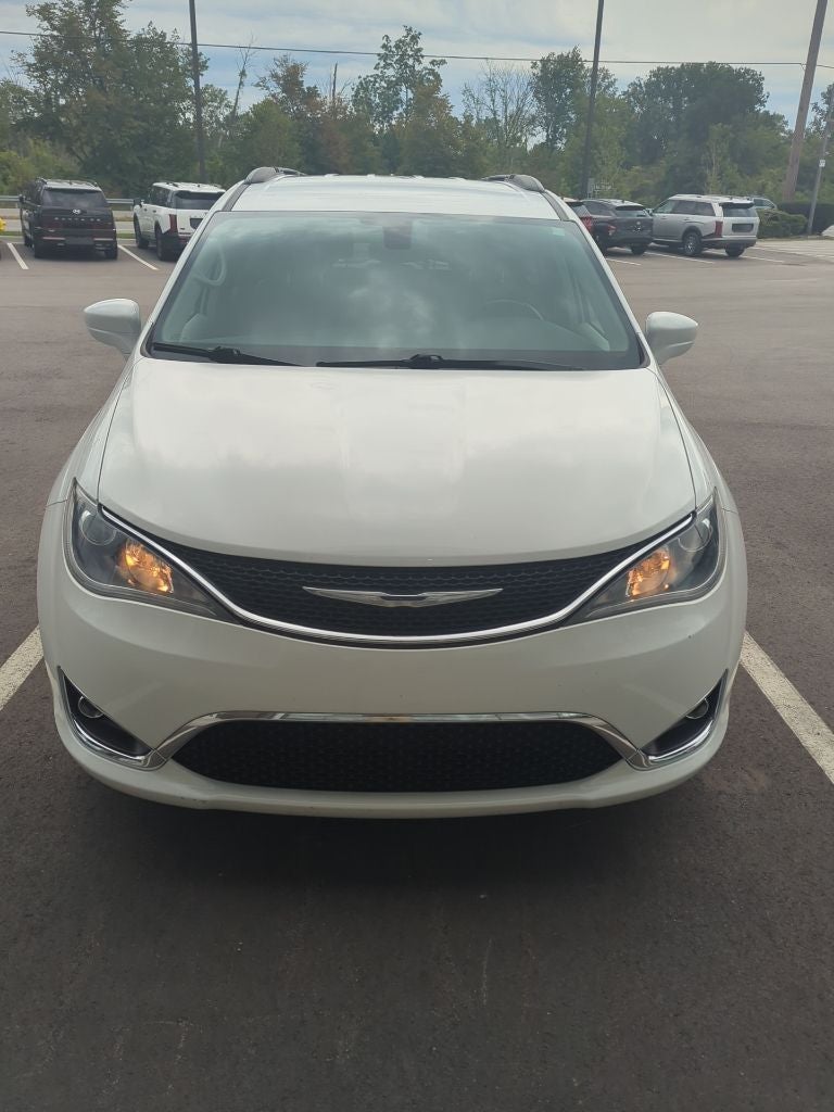 2017 Chrysler Pacifica Touring L