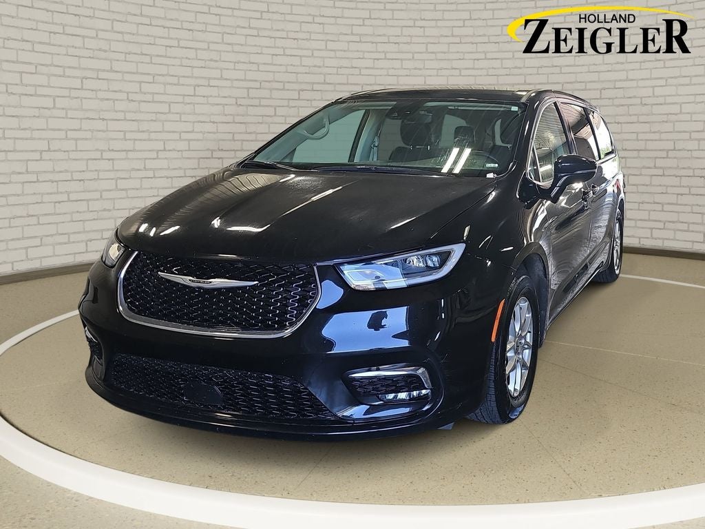 2024 Chrysler Pacifica Touring L
