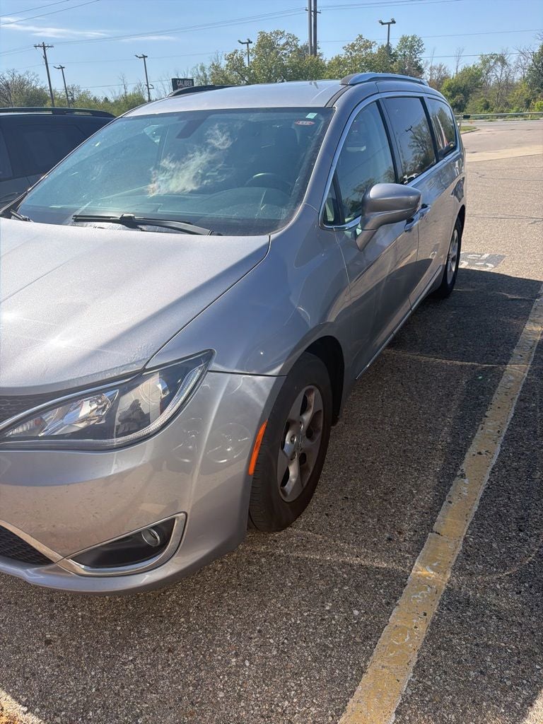 2017 Chrysler Pacifica Touring L Plus