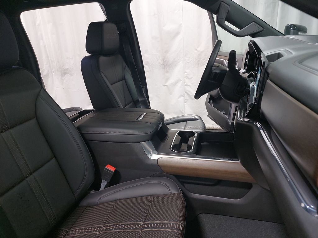 2024 Chevrolet Silverado 3500HD High Country