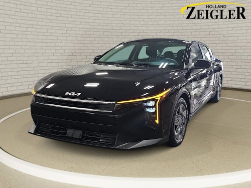 2026 Kia K4 LX