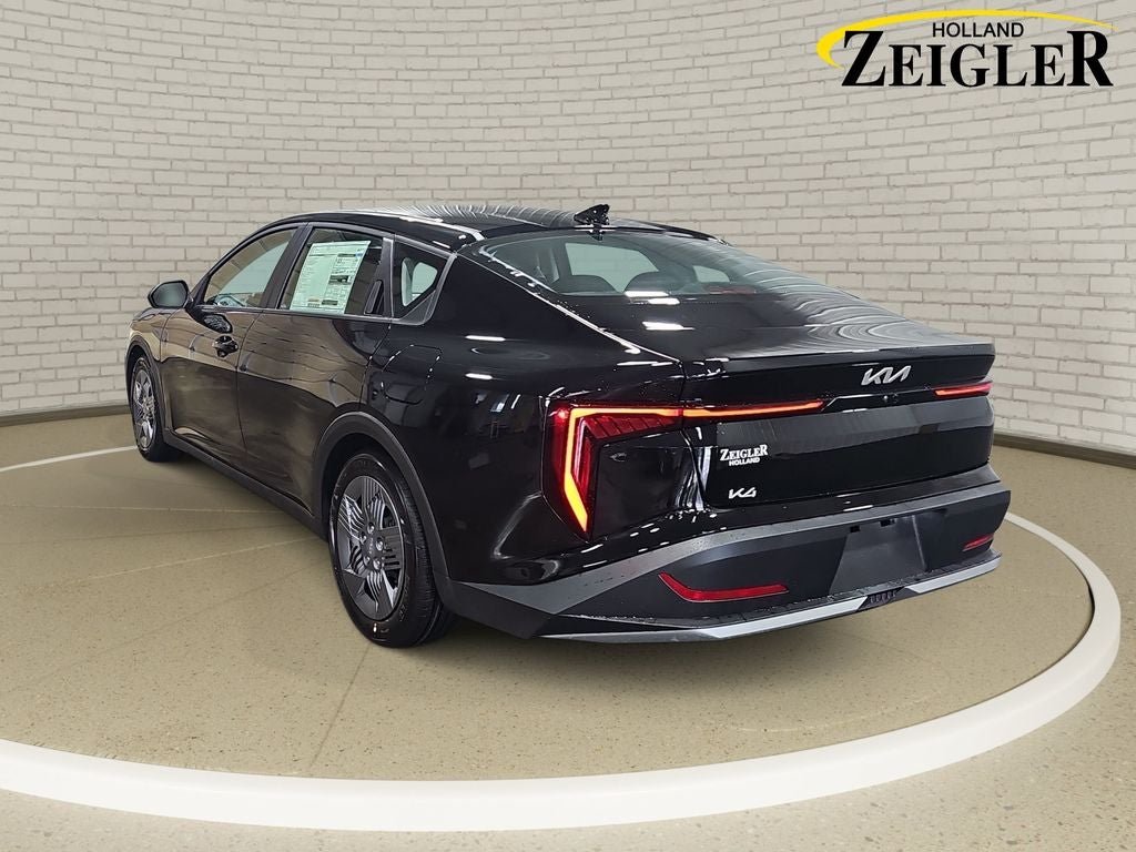 2026 Kia K4 LX