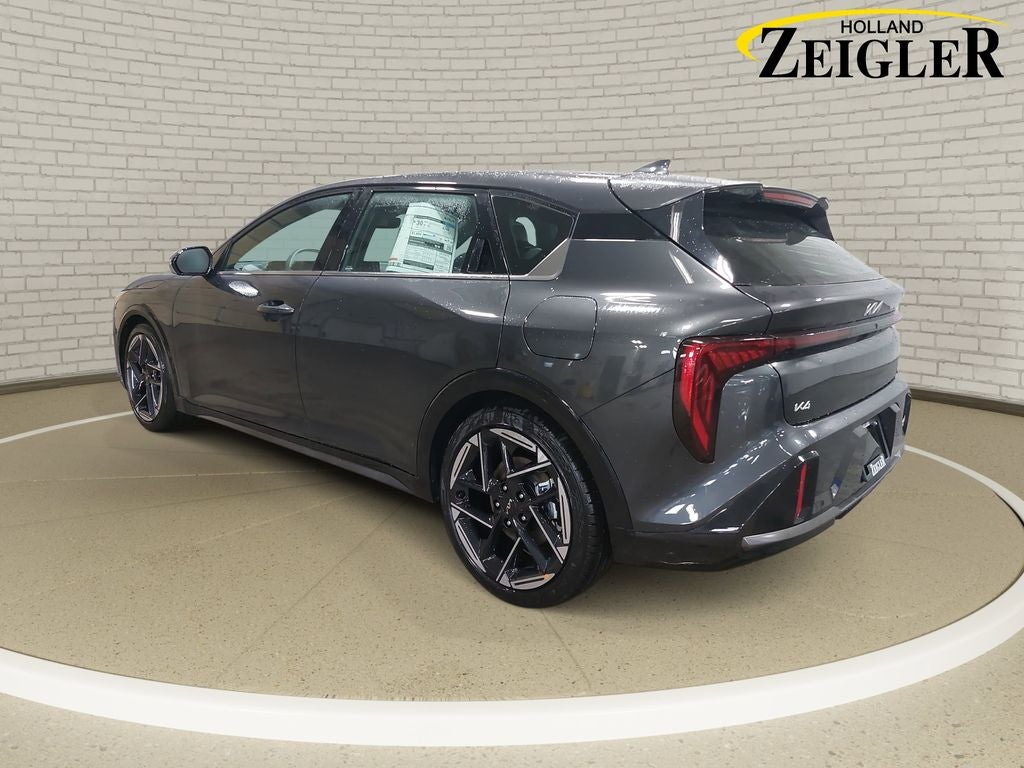 2026 Kia K4 GT-Line