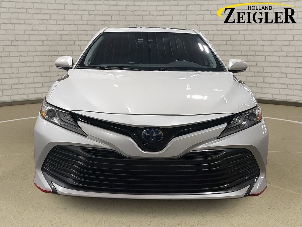 2019 Toyota Camry Hybrid XLE