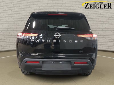2025 Nissan Pathfinder S
