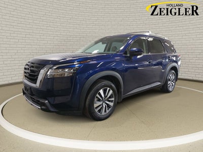 2023 Nissan Pathfinder SL