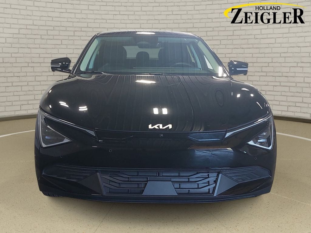 2025 Kia EV6 Light
