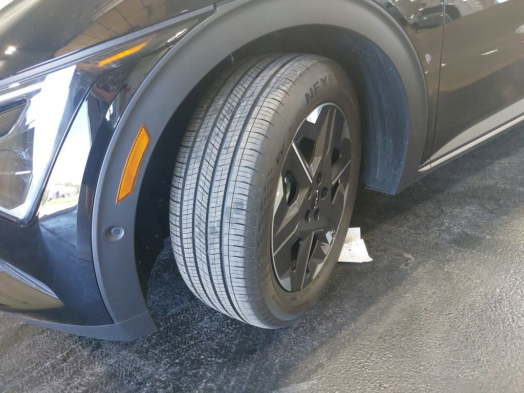 2025 Kia EV6 Light