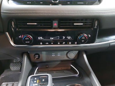 2025 Nissan Rogue SL