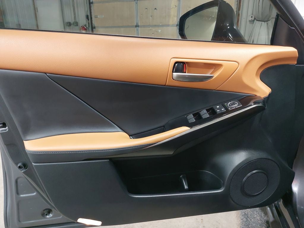 2022 Lexus IS 300