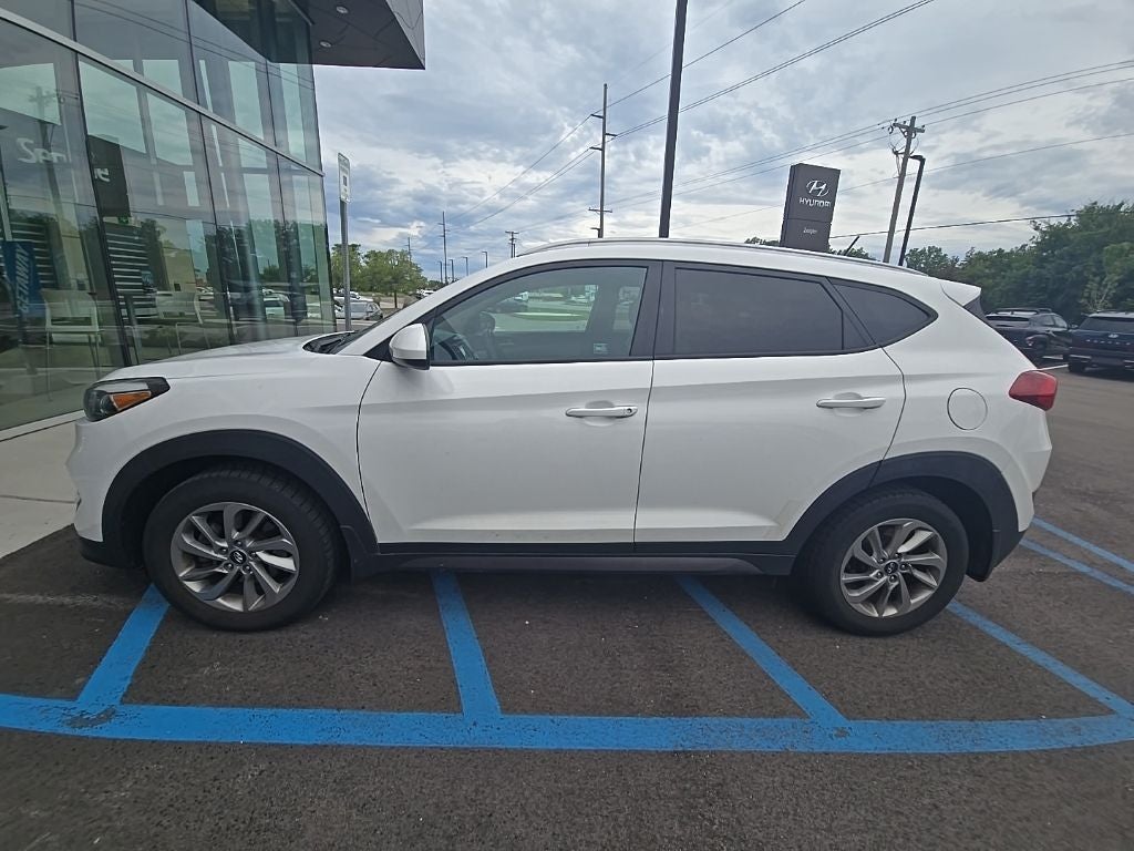 2016 Hyundai Tucson SE