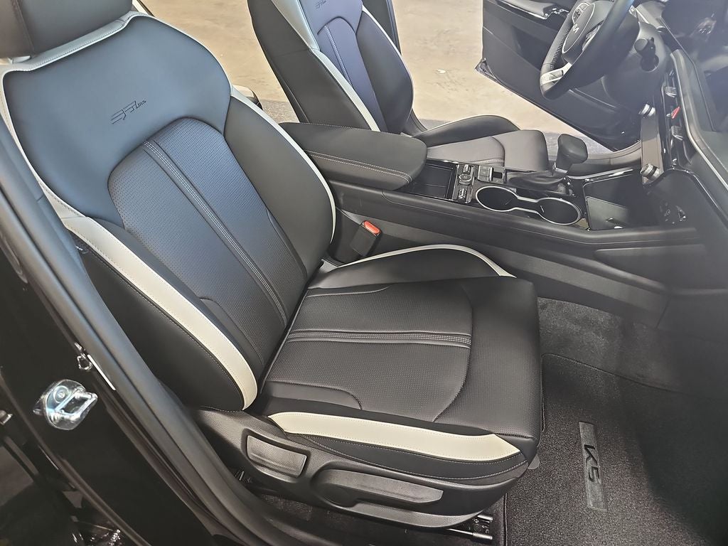 2026 Kia K5 GT-Line - Photo 10