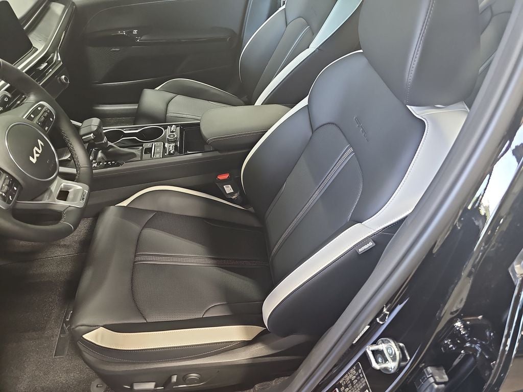 2026 Kia K5 GT-Line - Photo 14