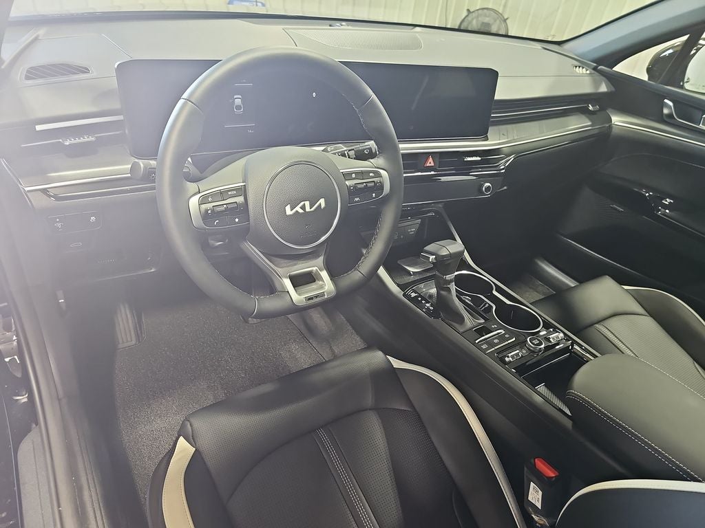 2026 Kia K5 GT-Line - Photo 15