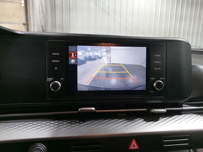 2023 Kia Carnival LX