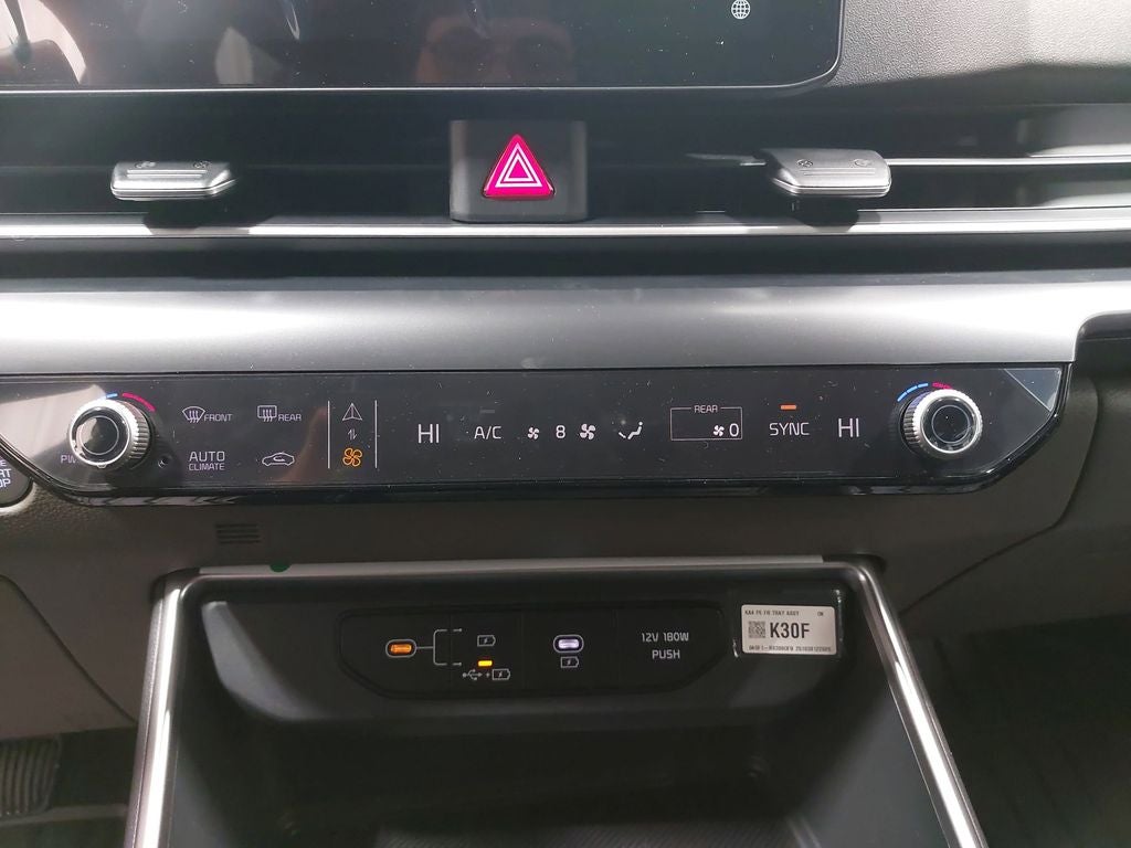 2026 Kia Carnival LXS