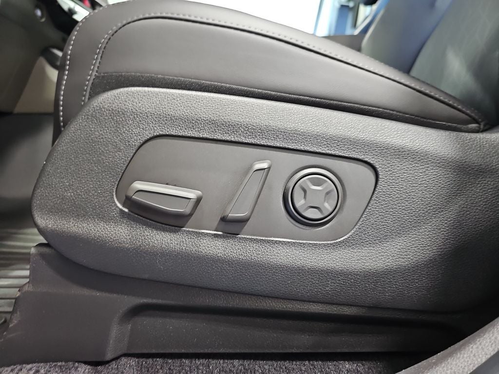 2027 Kia Carnival LXS