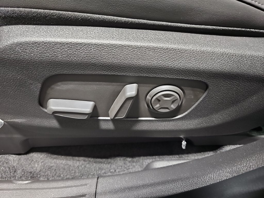 2027 Kia Carnival LXS