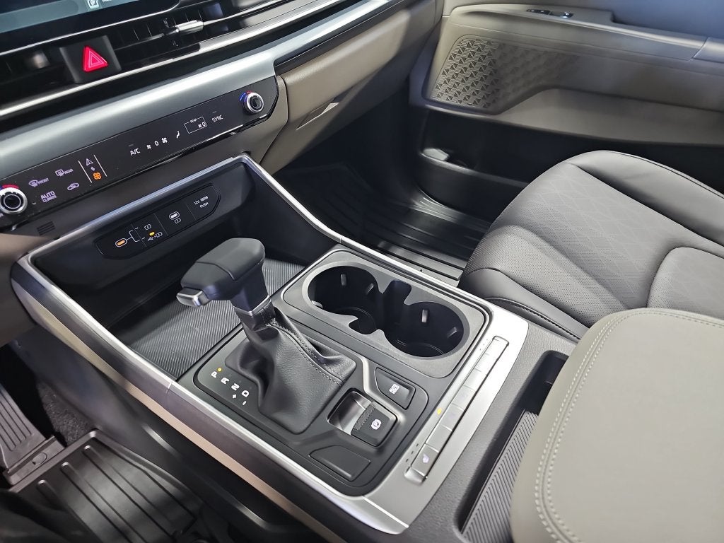 2027 Kia Carnival LXS