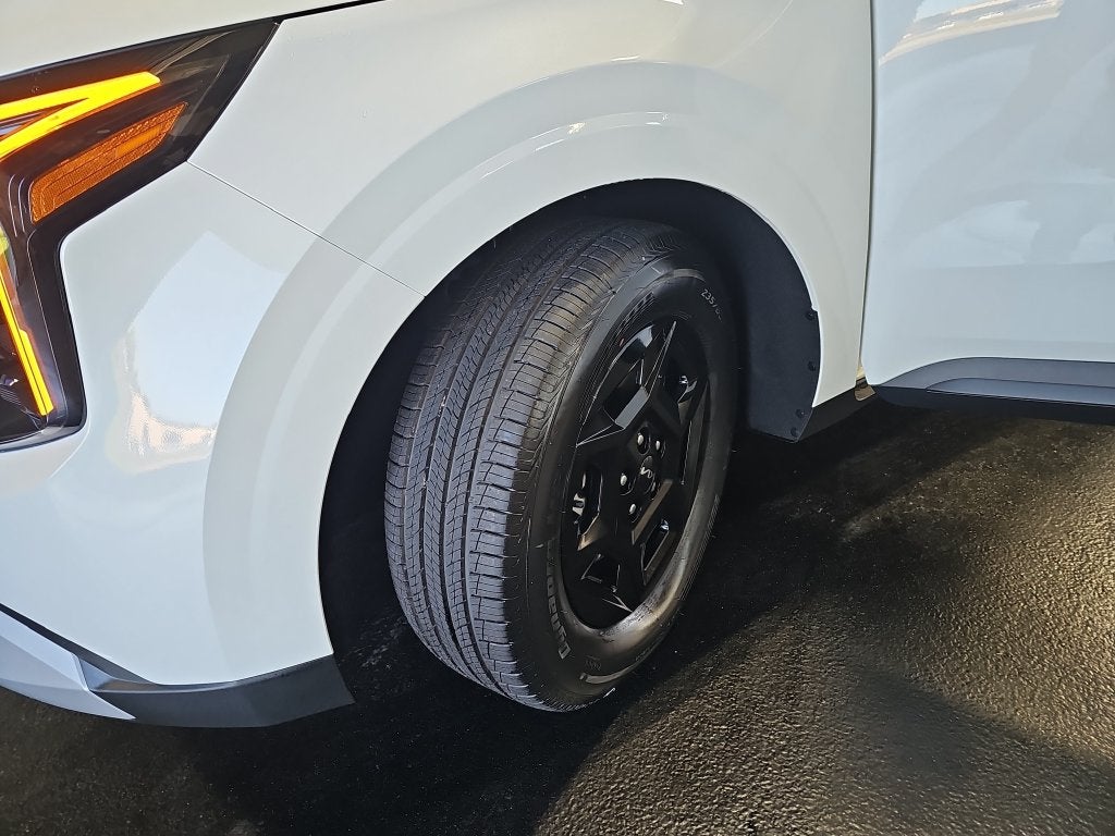 2027 Kia Carnival LXS