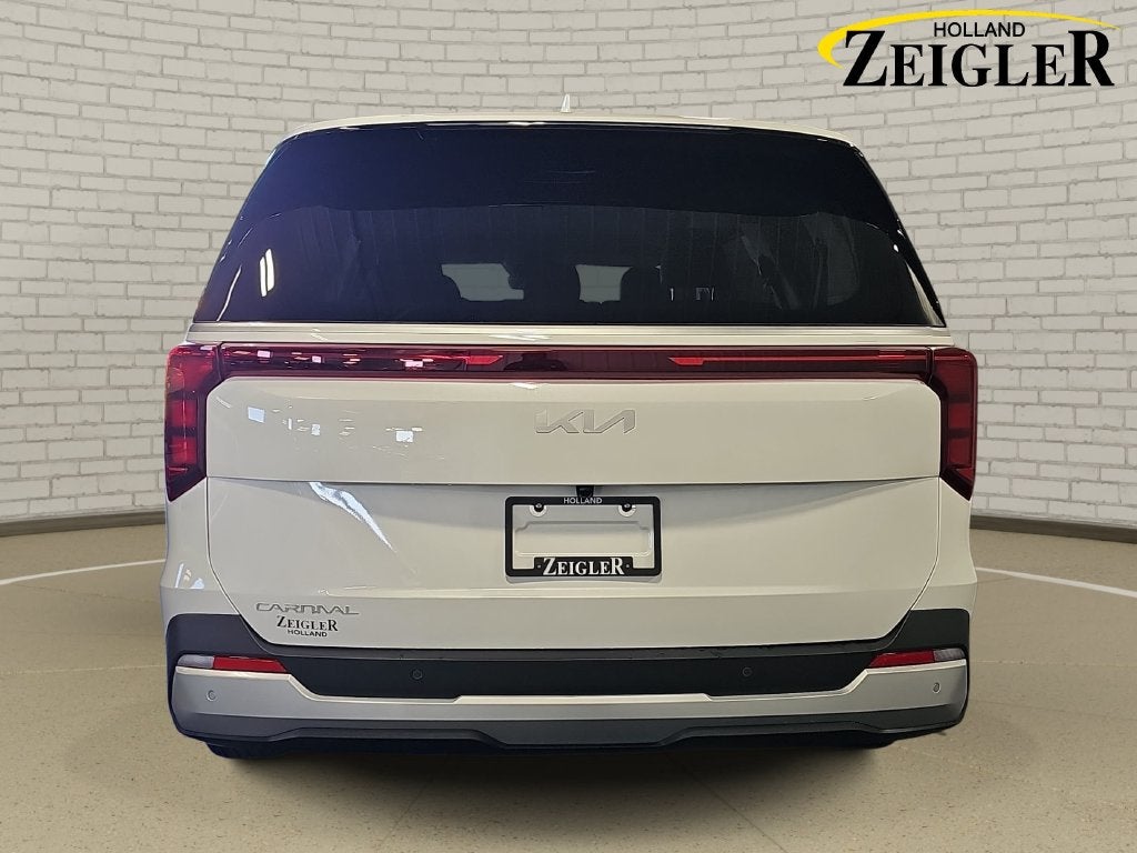 2027 Kia Carnival LXS