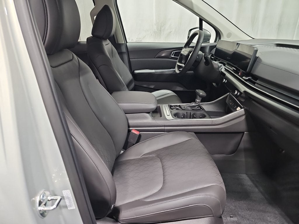 2027 Kia Carnival EX