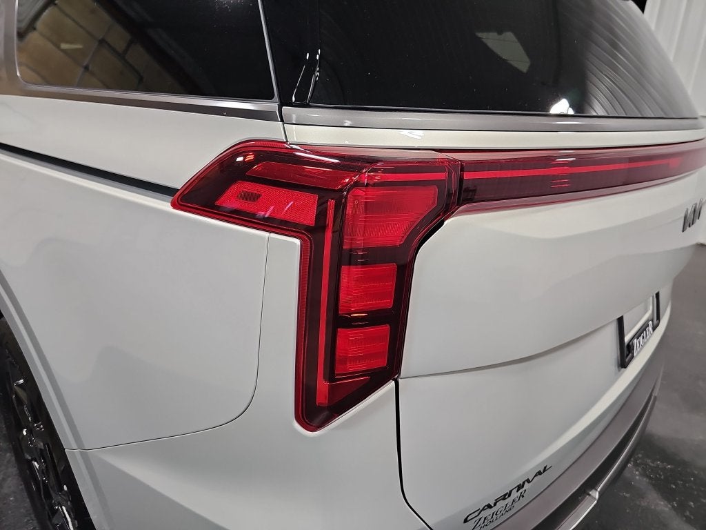 2027 Kia Carnival EX