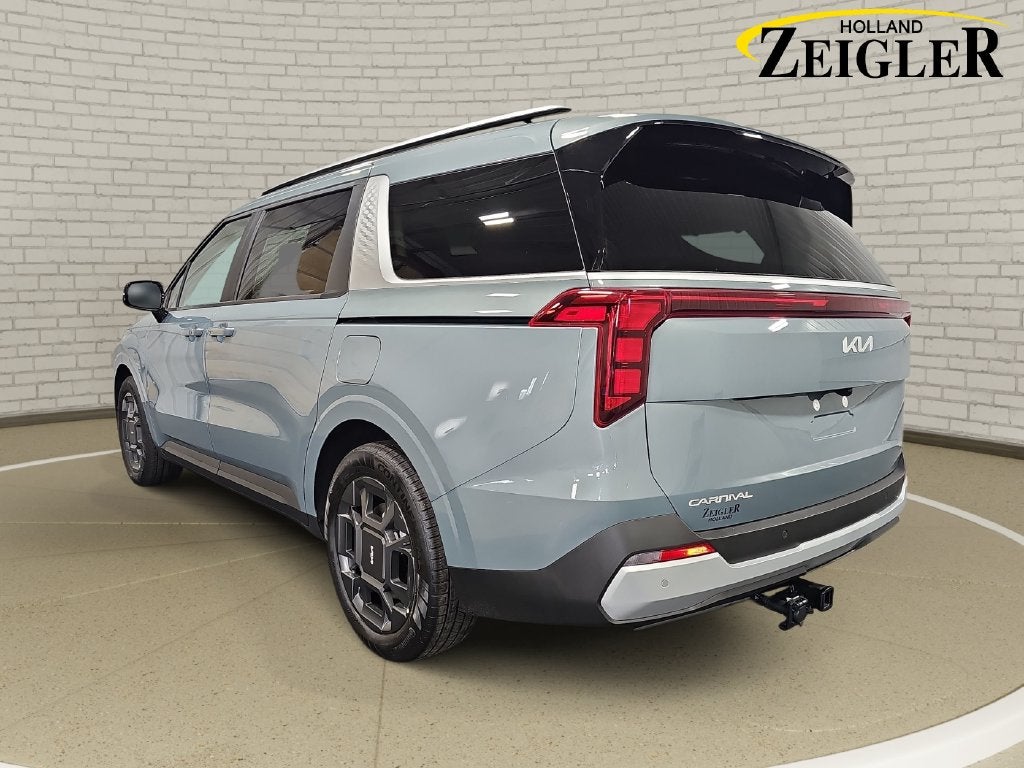 2027 Kia Carnival Hybrid EX