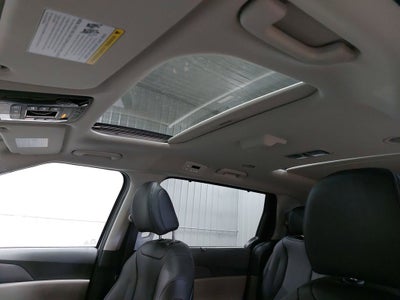 2026 Kia Carnival SX