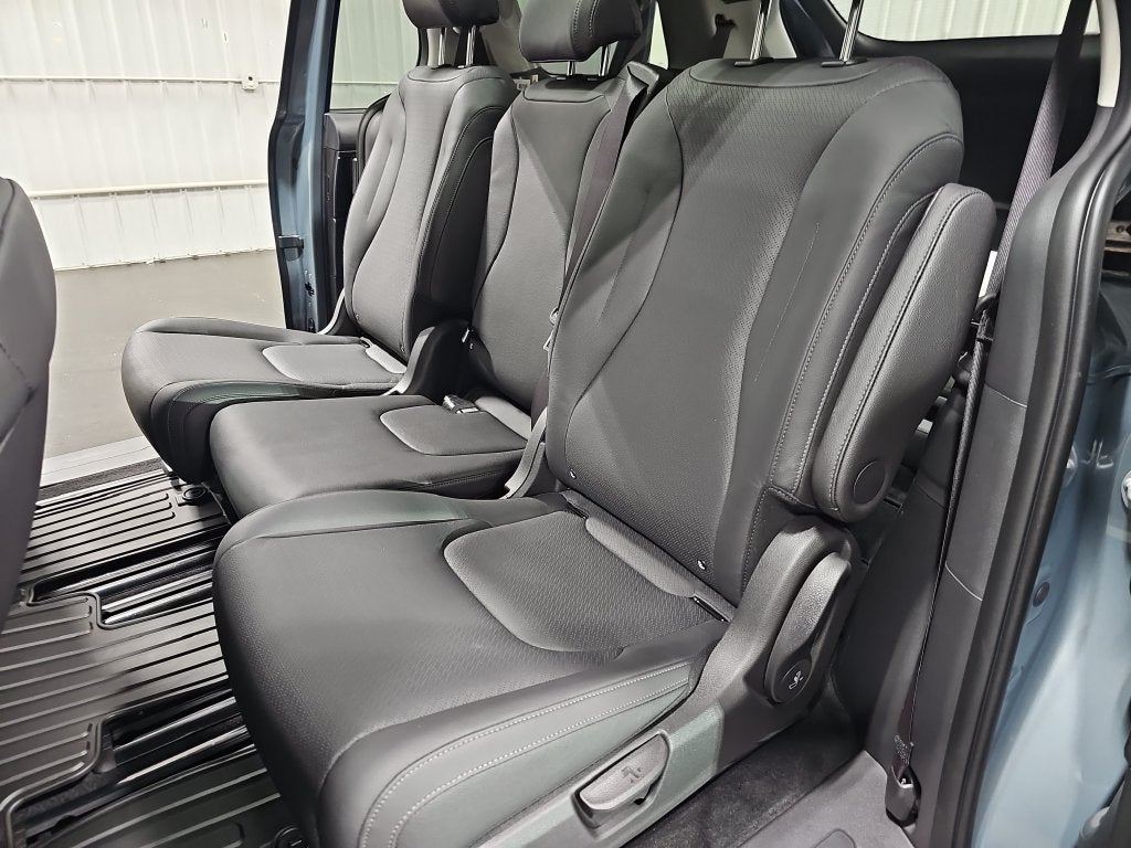 2027 Kia Carnival SX Prestige