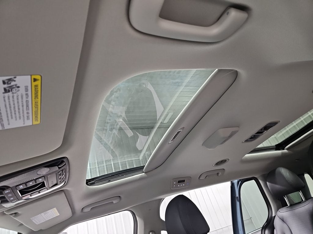 2027 Kia Carnival SX Prestige