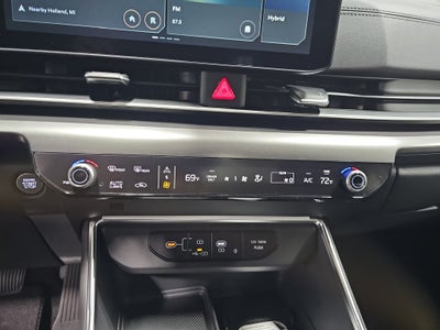 2027 Kia Carnival Hybrid SX