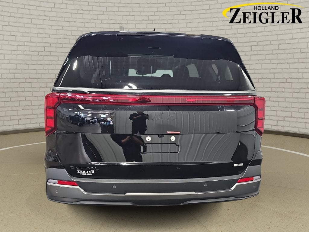 2027 Kia Carnival Hybrid SX