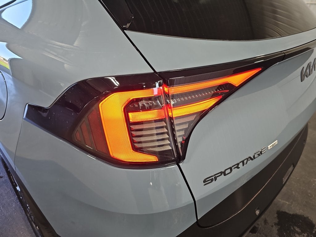 2027 Kia Sportage Hybrid X-Line