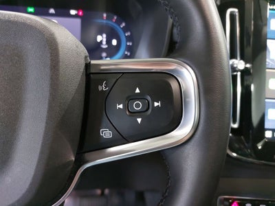 2024 Volvo XC40 B5 Plus Dark Theme