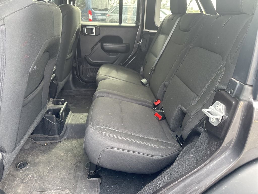 2022 Jeep Wrangler Unlimited Willys