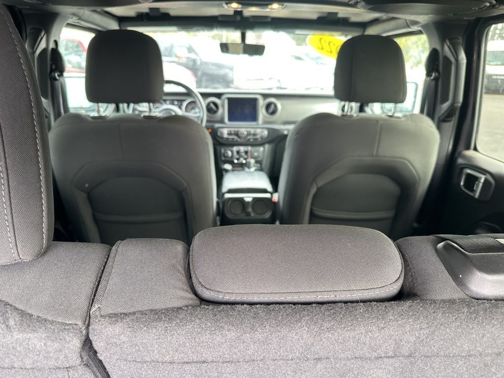 2022 Jeep Wrangler Unlimited Willys