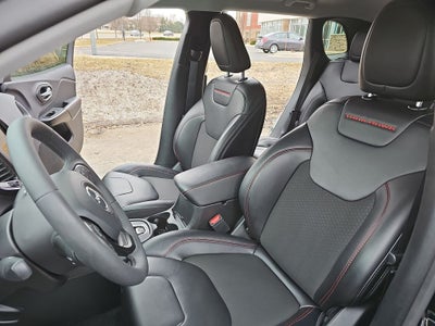 2022 Jeep Cherokee Trailhawk