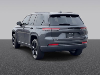 2022 Jeep Grand Cherokee Altitude