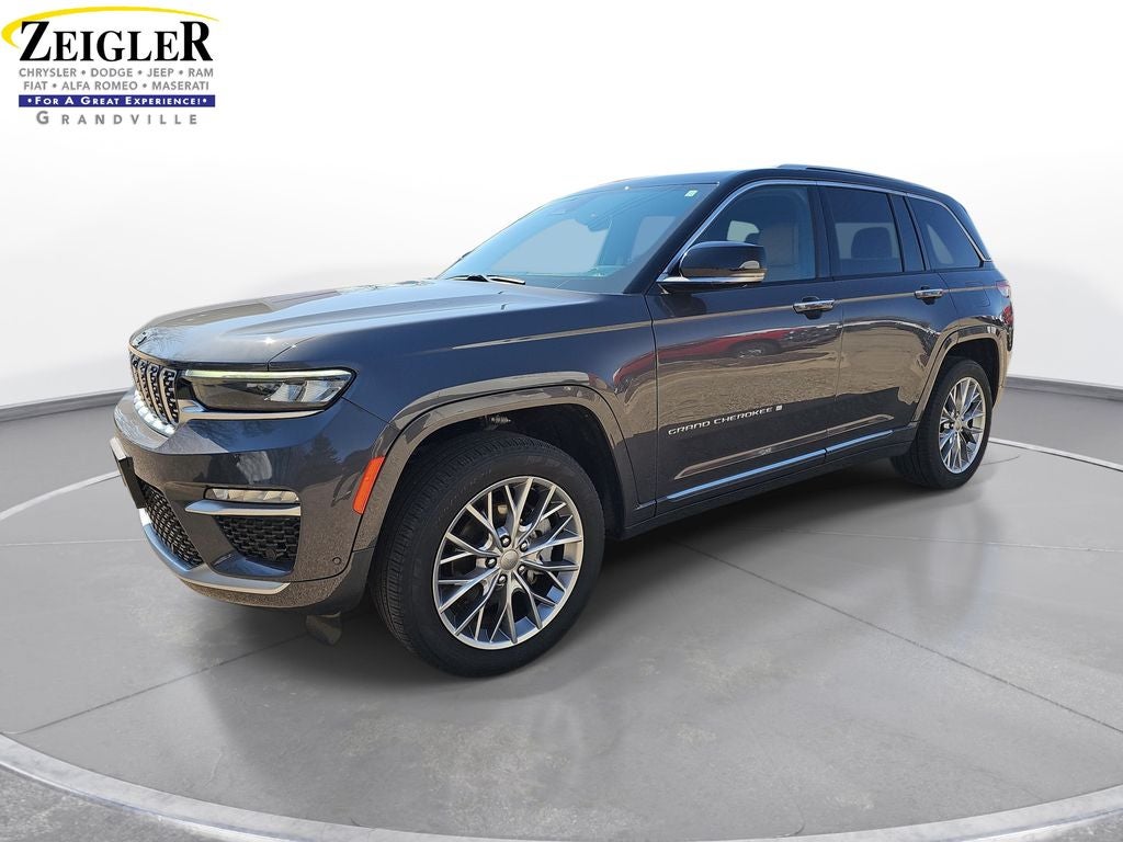 2022 Jeep Grand Cherokee Summit