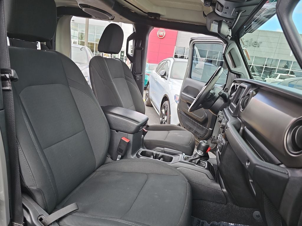 2021 Jeep Gladiator Willys