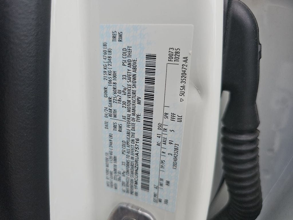 2024 Ford Escape Hybrid ST-Line Select