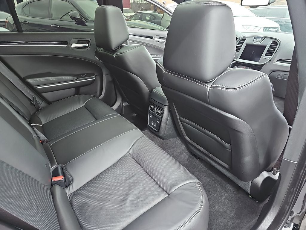 2023 Chrysler 300 S Comfort Group Package